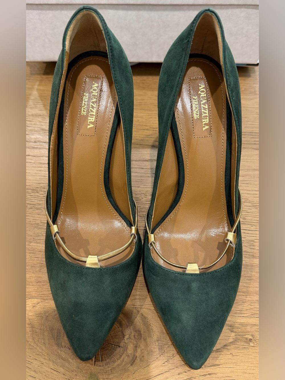 Aquazzura Forest Green Suede Pointed-Toe Pumps with Gold Chain Accent Size 6/36